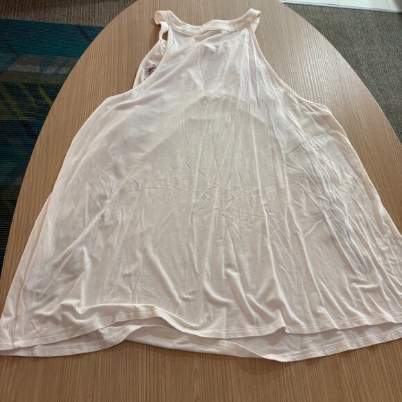 Torrid Super Soft White Floral Embroidered Goddess Tank 1 1X Rayon Blend White - Picture 3 of 3